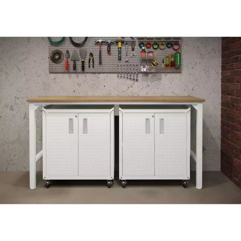 Manhattan Comfort Fortress Set 3 Mobili e Banco da Lavoro Salvaspazio per Garage 1.0 Bianco: Contenitori con Serratura e Ripiani Regolabili