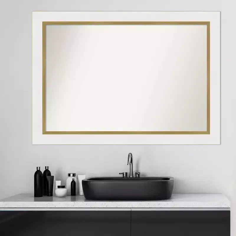Specchio da parete per bagno Amanti Art Eva senza smussatura 41" x 29" Bianco: Cornice Oro, Accessorio da toeletta