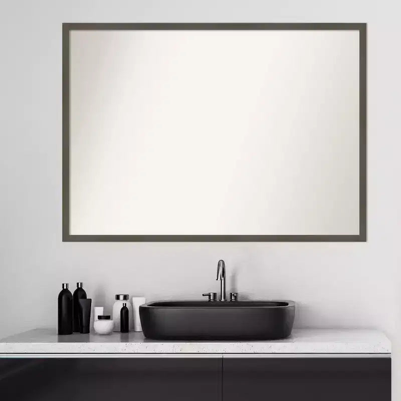 Specchio da parete per bagno Amanti Art Svelte Clay Gray Wood non smussato da 40" x 29" - Amanti Art: da parete, hardware incluso