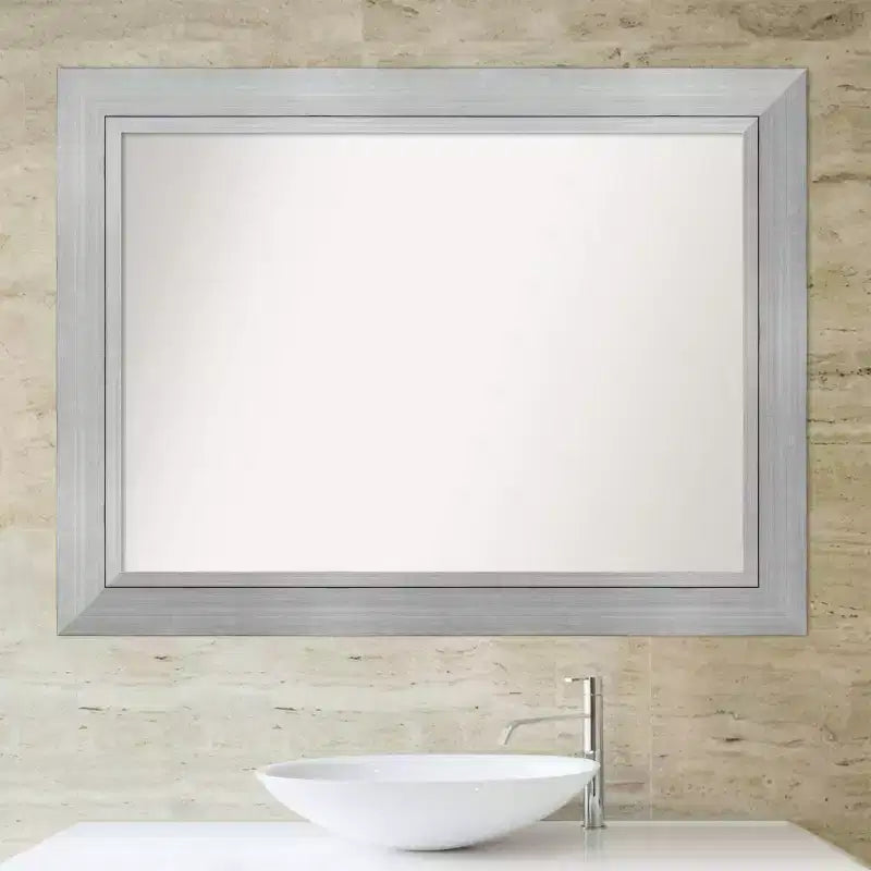 Specchio da parete per bagno in legno argento Romano non smussato, 45" x 34" - Amanti Art: Rettangolo moderno, include hardware di montaggio