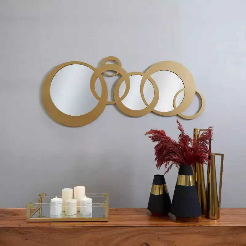 Specchio da parete in legno con cerchi geometrici 23"x56" oro - Olivia & May: Stile contemporaneo, nessun assemblaggio richiesto