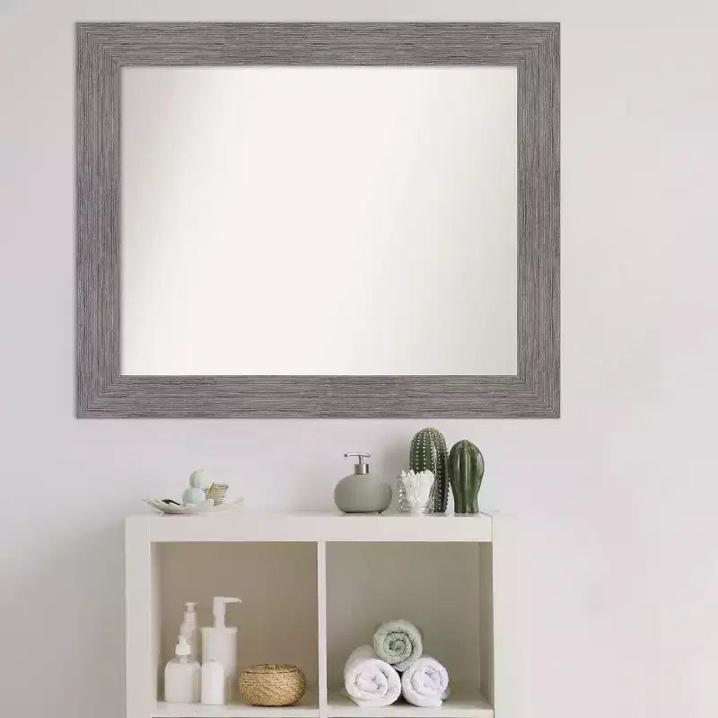 Specchio da parete rettangolare moderno 34"x28" per bagno, senza smussatura, con listelli a righe grigi - Amanti Art: da parete
