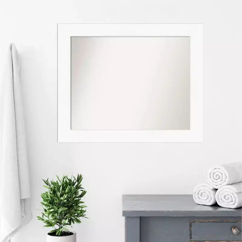 Specchio da parete per bagno Amanti Art con cornice bianca senza smussatura 34" x 28": rettangolare, cornice in polistirene, montaggio a parete