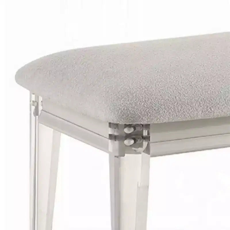 Panca Royal Hampton Accent, Bouclé Grigio Chiaro, Finitura in Legno Bianco Perla, 54 Pollici