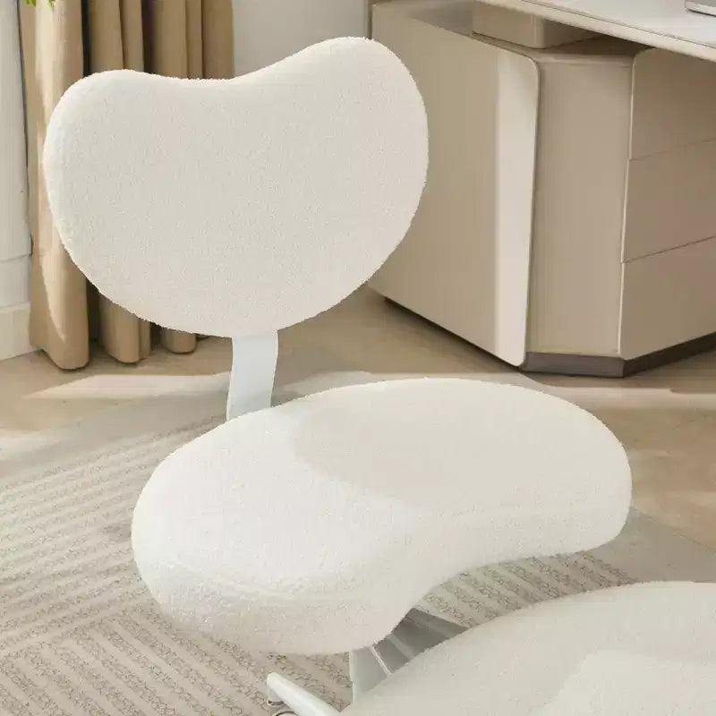 Sedia da scrivania Homy Casa con gambe incrociate, altezza regolabile e sgabello con rotelle