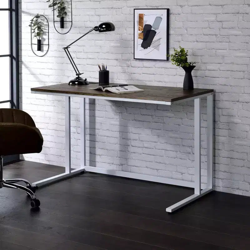 HomeStock Scrivanie per computer in legno color grigio alte 73,6 cm con ripiano a giorno