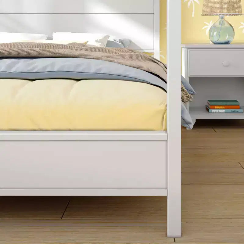 Letto a Baldacchino Haven con Palo Quadrato e Testiera in Legno (Queen)