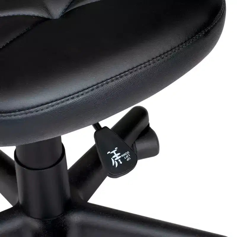 Sedia da ufficio ergonomica girevole HomeStock 117 cm (46 in.) H con altezza regolabile e seduta in similpelle dorata