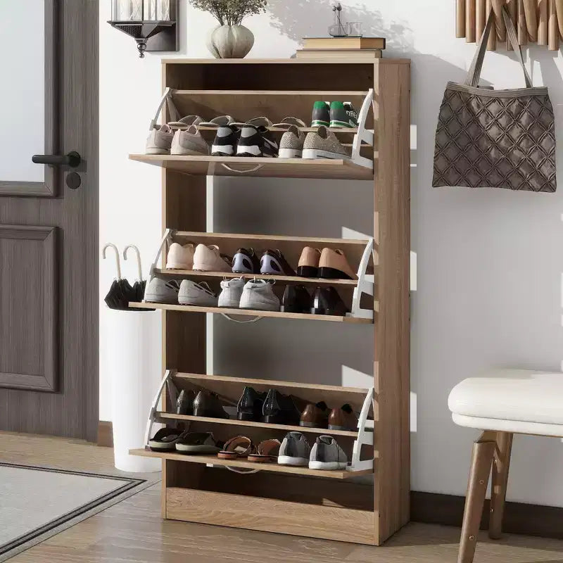 GDFStudio Enzo Mobile Scarpiera Moderno 24 in Legno con Maniglie Argentate e 3 Cassetti a Ribalta