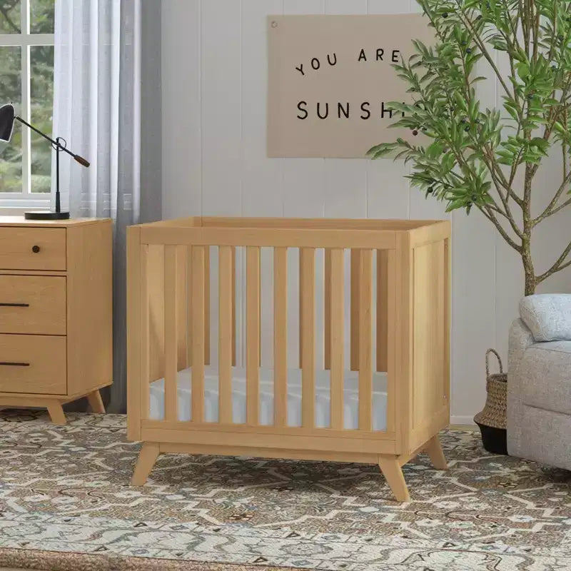Mini Culla Convertibile 3-in-1 daVinci Otto con 4 Materassi