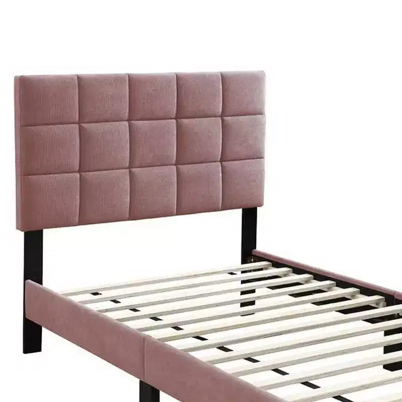 Letto Matrimoniale Royal Hampton, Rivestimento in Lino Rosa Trapuntato, Trapuntatura a Biscotto