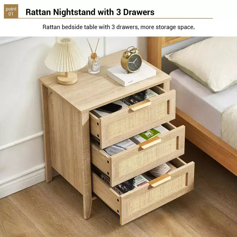 Comodino Acekool in Rattan, Comodino Boho a 3 Cassetti, Mobile Contenitore Moderno, Gambe in Legno, per Camera da Letto o Soggiorno, Naturale
