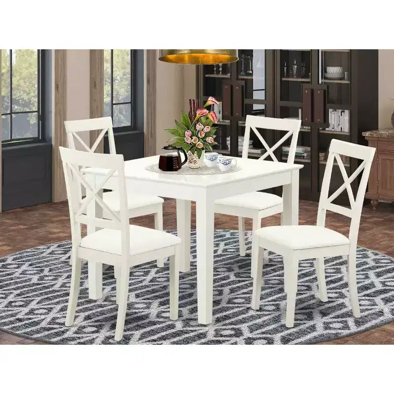 HomeStock Set da pranzo 5 pezzi in legno massello con finitura lino bianco - 4 posti