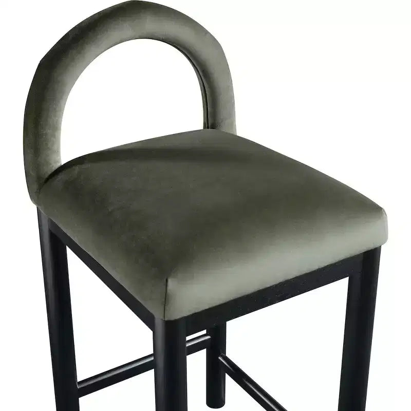 Meridian Furniture, Sgabello da bancone Conrad in velluto