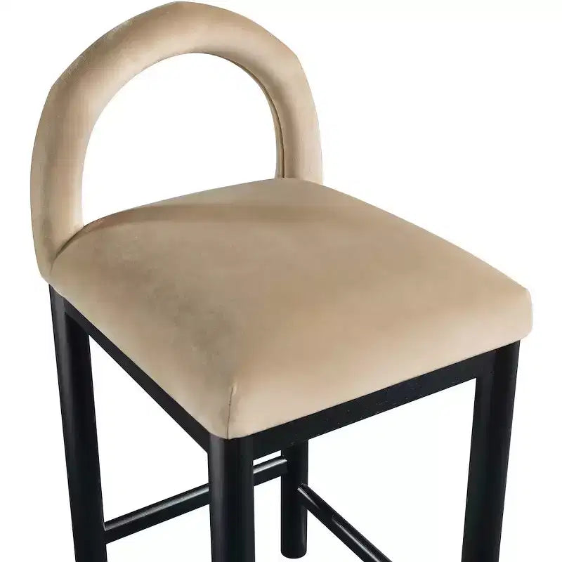 Meridian Furniture, Sgabello da bancone Conrad in velluto