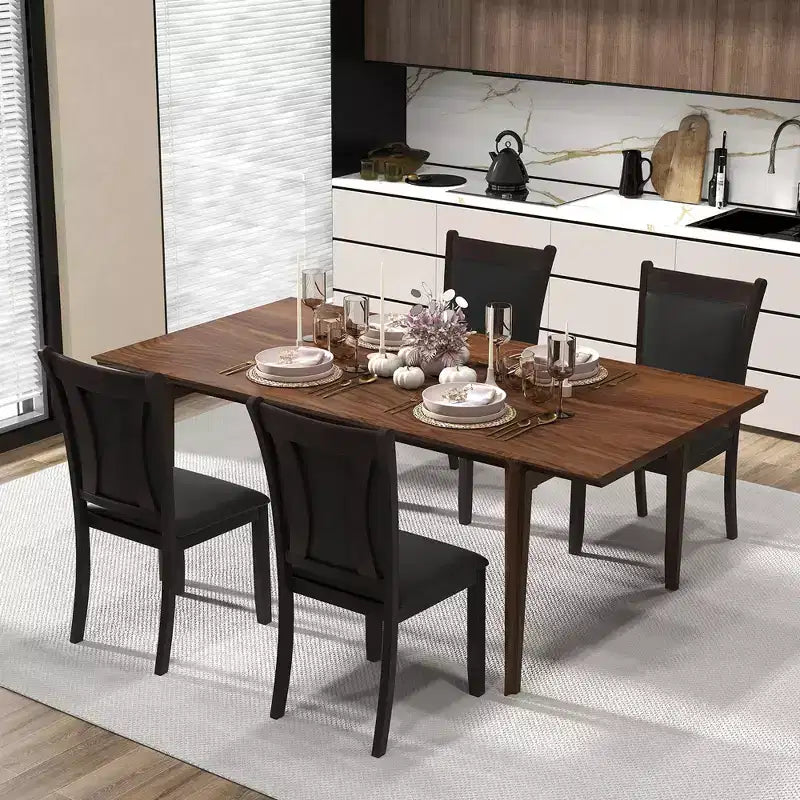 Sedie da pranzo Costway in similpelle, set da 4, con seduta imbottita e gambe in legno di gomma