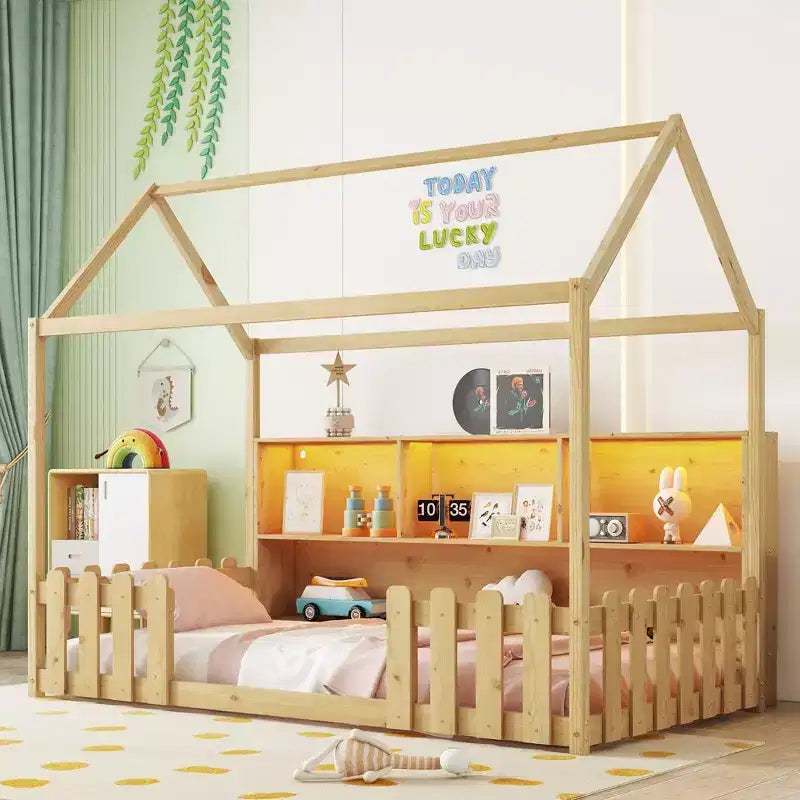 TUYOHW Letto a pavimento singolo per bambini con luce LED, moderno letto Montessori in metallo con libreria portaoggetti e spondine per cameretta