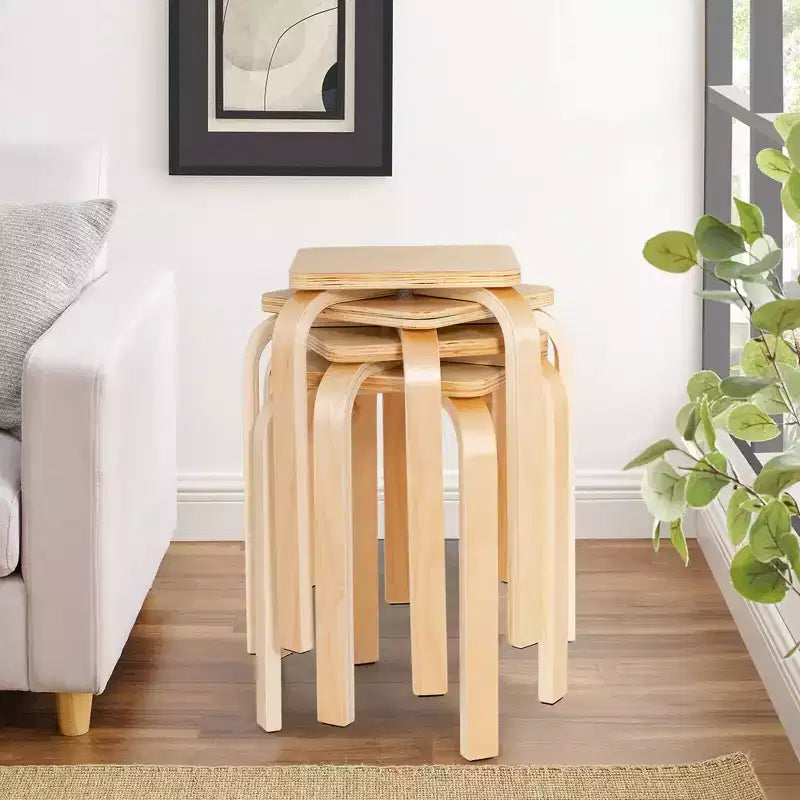 Sgabelli senza schienale quadrati Costway, set da 4, con angoli arrotondati e tappetini in feltro antiscivolo, in legno
