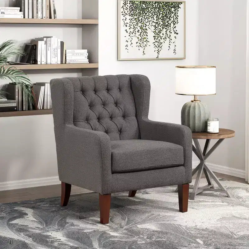 Poltrona TUYOHW Wingback, poltrona imbottita con schienale trapuntato a bottoni, cuscino a molle insacchettate, gambe in legno massello, sedia lounge per soggiorno, camera da letto