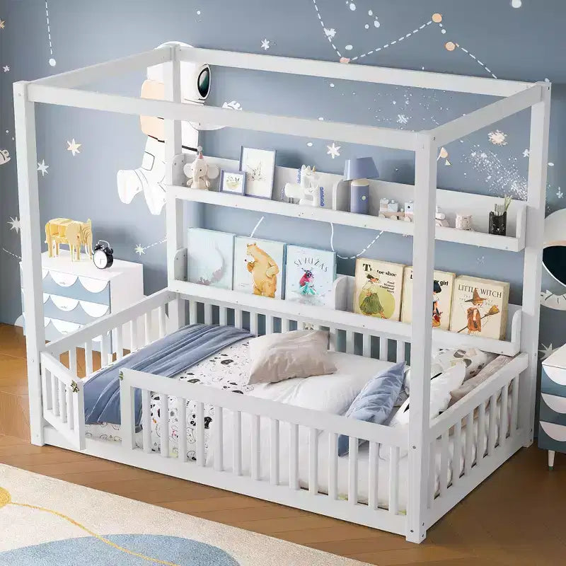 Struttura letto a baldacchino Montessori doppia/matrimoniale con mensole integrate e spondine di sicurezza - ModernLuxe