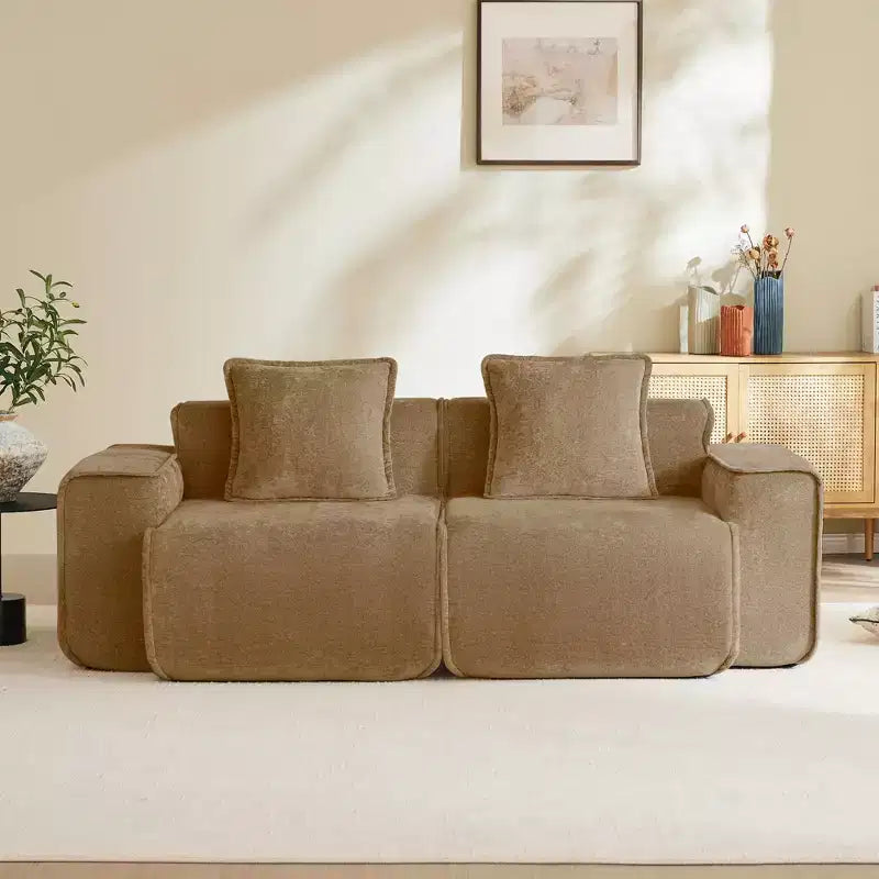 Divano sezionale modulare moderno Okak con seduta profonda e cuscini, divano futon in tessuto di velluto per soggiorno, appartamenti