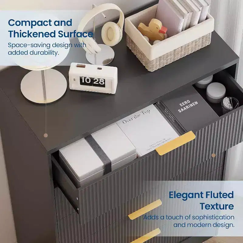 Comò Acekool a 5 cassetti scanalati, cassettiera alta moderna con maniglie in metallo dorato, armadietto organizer per camera da letto, cabina armadio, ingresso, soggiorno