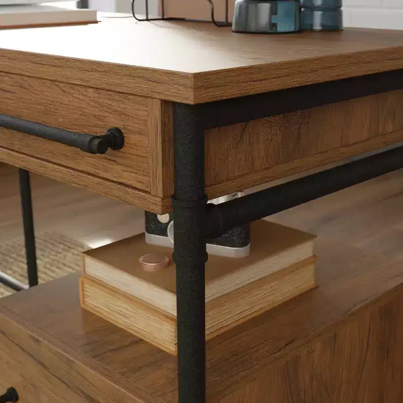 Scrivania angolare in legno GDFStudio Renley 60 con cassetti portaoggetti