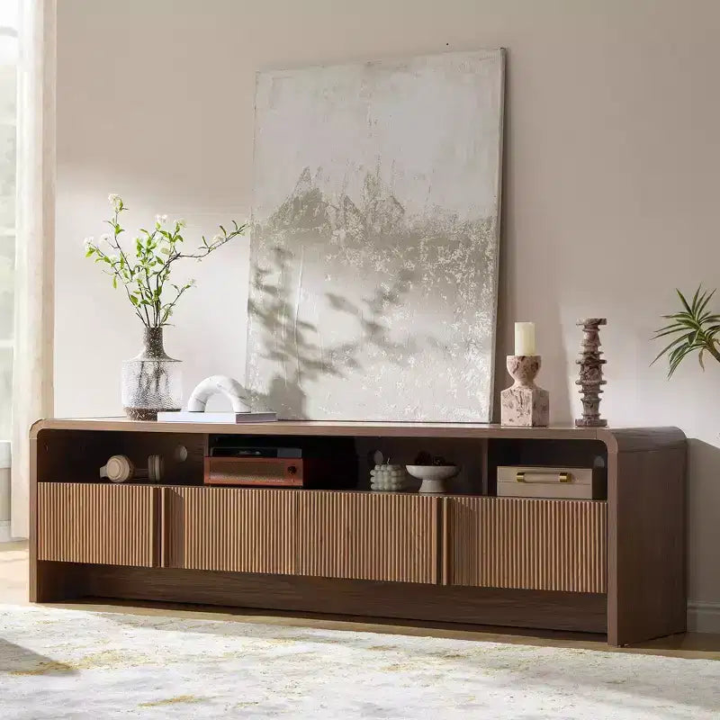 AMERLIFE Mobile TV 70 Moderno con Design Scanalato e Armadietti, per TV fino a 80 pollici, Centro di Intrattenimento in Legno, Consolle Multimediale per Soggiorno