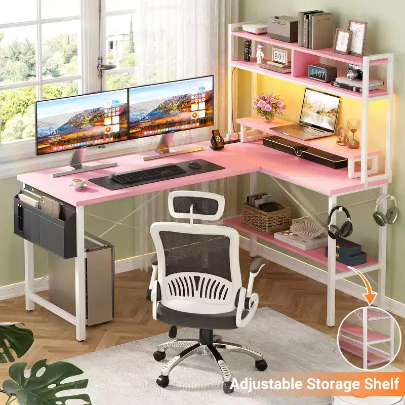 Scrivania angolare per computer con monitor e libreria, scrivania da gaming con stazione di ricarica