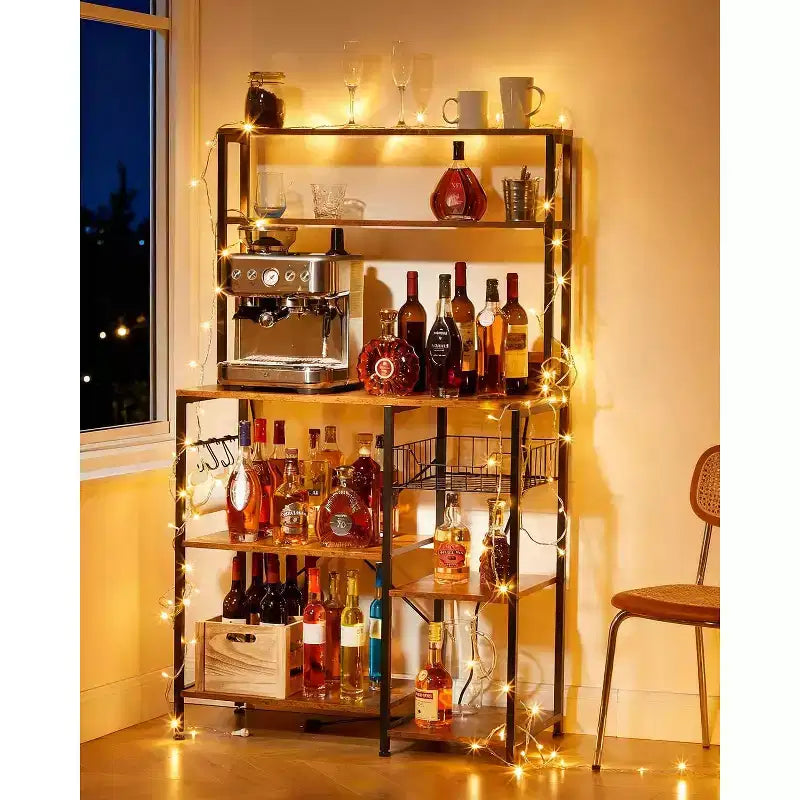 Scaffale da Cucina per Forno a Microonde Rustico Marrone con Presa di Corrente, Scaffale a 4 Livelli per Microonde e Tavolo da Caffè (Include 6 Ganci a S per Pentole)