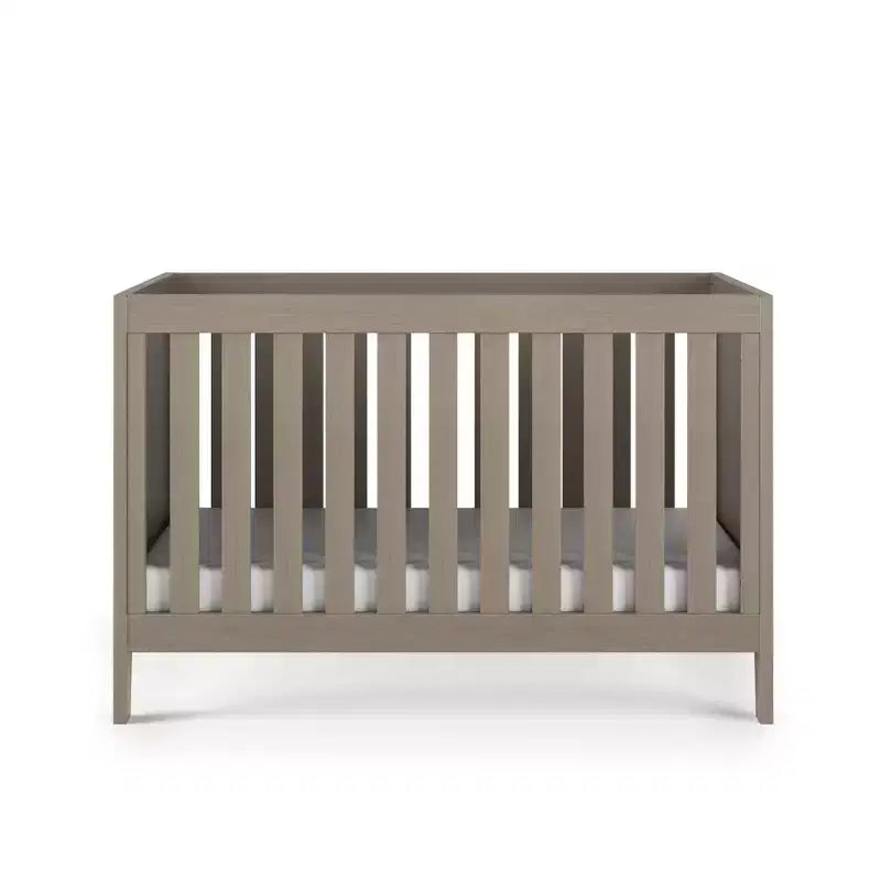 Child Craft Kieran Culla Trasformabile 3 in 1, Si Trasforma in Lettino per Bambini e Divanetto, 3 Posizioni Materasso, Non Tossico, Finitura Sicura per Neonati