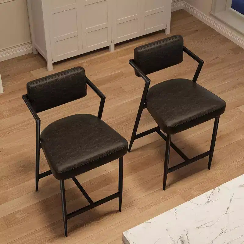 Set di 2 sgabelli da bar con cuscini spessi, sgabelli alti 68 cm con poggiapiedi, rivestimento in finta pelle per isola cucina o bancone bar
