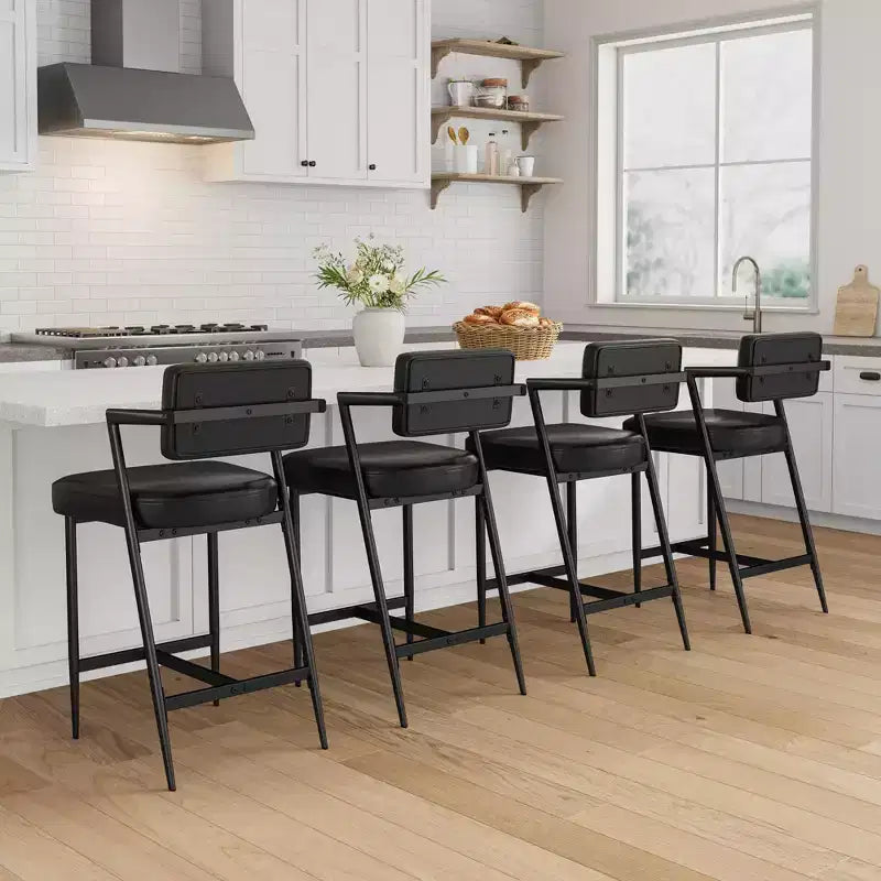 Set di 2 sgabelli da bar con cuscini spessi, sgabelli alti 68 cm con poggiapiedi, rivestimento in finta pelle per isola cucina o bancone bar