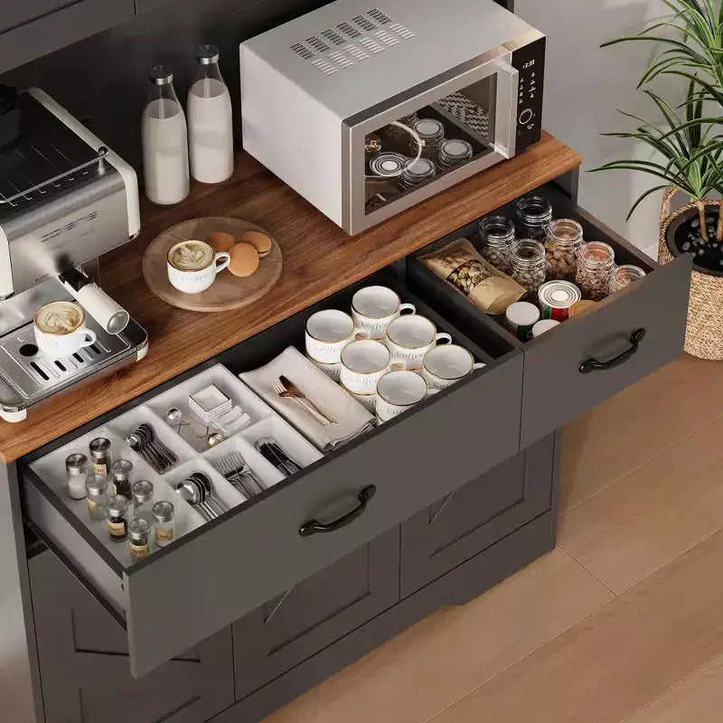 71 Armadio dispensa con stazione di ricarica, mobile da cucina con piano di lavoro e cassetto, dispensa rustica con supporto per microonde