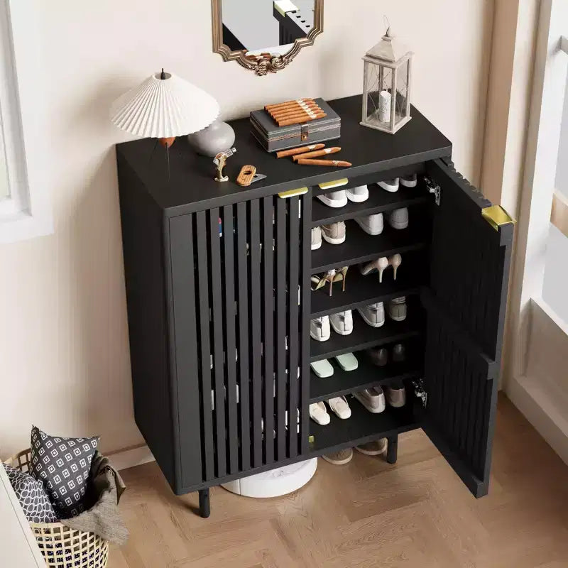 Scarpiera a 6 Ripiani con Ante, Scarpiera in Legno per 24 Paia di Scarpe, Mobile Moderno per Ingresso o Corridoio in Stile Rustico, Mobile Contenitore Nascosto