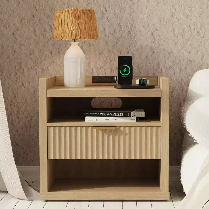 Tavolino in Legno con Stazione di Ricarica Comodino a 1 Cassetto Grande Tavolino Moderno Contenitore Mobiletto d'Appoggio per Soggiorno Camera da Letto Ufficio USB