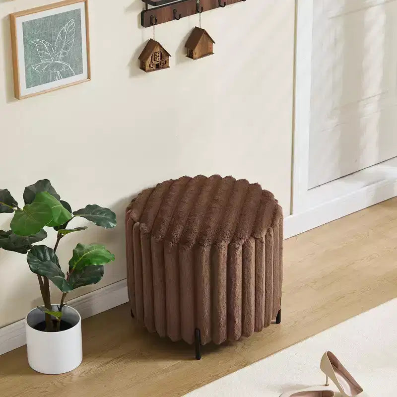 TUYOHW 19H Pouf Ottomano Morbido con Gambe in Metallo, Poggiapiedi Ottomano in Pelliccia Sintetica per Soggiorno, Sgabello Accent Tondo Ampio, Capacità 125 kg