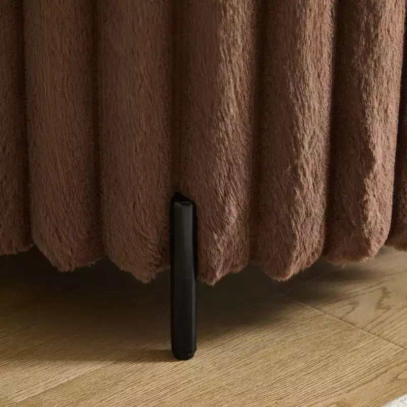 TUYOHW 19H Pouf Ottomano Morbido con Gambe in Metallo, Poggiapiedi Ottomano in Pelliccia Sintetica per Soggiorno, Sgabello Accent Tondo Ampio, Capacità 125 kg