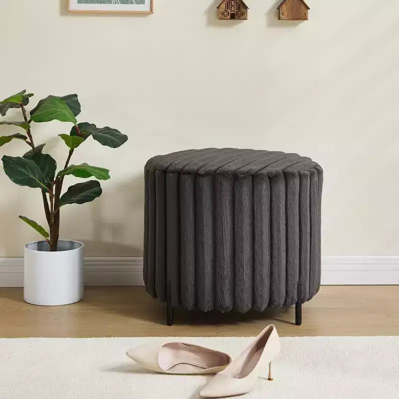TUYOHW 19H Pouf Ottomano Morbido con Gambe in Metallo, Poggiapiedi Ottomano in Pelliccia Sintetica per Soggiorno, Sgabello Accent Tondo Ampio, Capacità 125 kg
