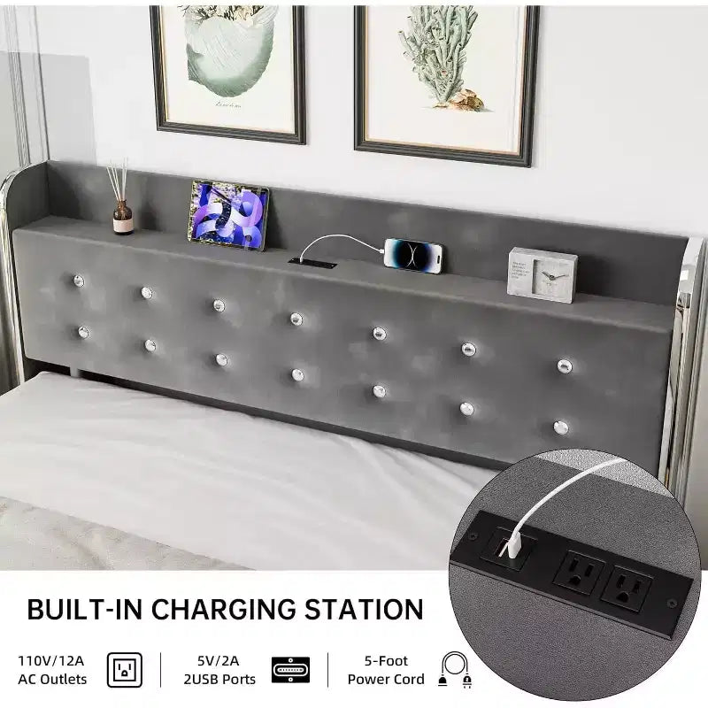 Letto matrimoniale completo, dotato di contenitore, stazione di ricarica e 4 cassetti, con cuscini in velluto supportati da doghe in legno, grigio