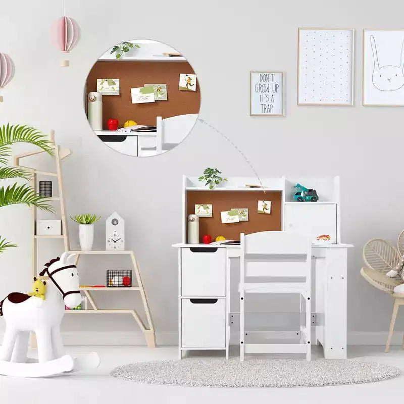 Scrivania in Legno con Cassettiera, Libreria, Armadietti e Bacheca in Sughero - Tavolo e Sedia per Scuola a Casa, Bambini e Bambine, Bianco