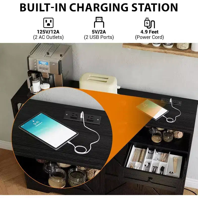 Credenza da Buffet Nera in Stile Rustico con Ripiano e Stazione di Ricarica Integrata, Mobile Bar Grande da 51 Pollici, per Soggiorno, Sala da Pranico