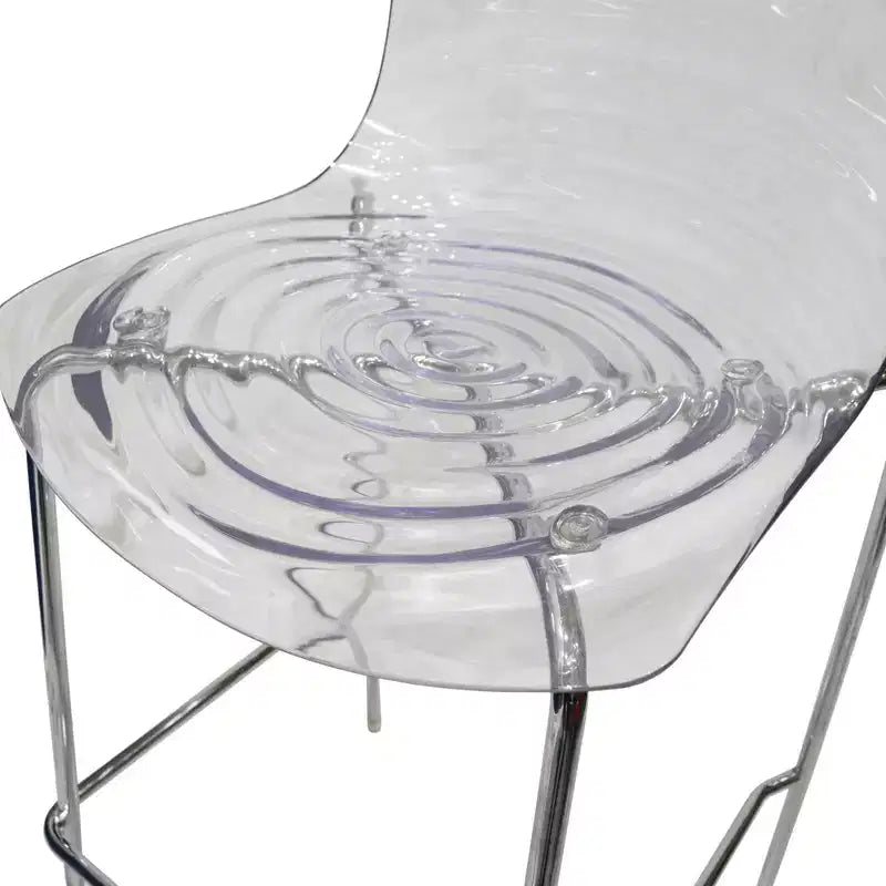 LeisureMod Sgabello da Bar Moderno in Plastica Astor con Base in Acciaio Cromato Sgabello da Bancone con Seduta a Vortice Ondulato e Poggiapiedi per Cucina e Sala da Pranzo