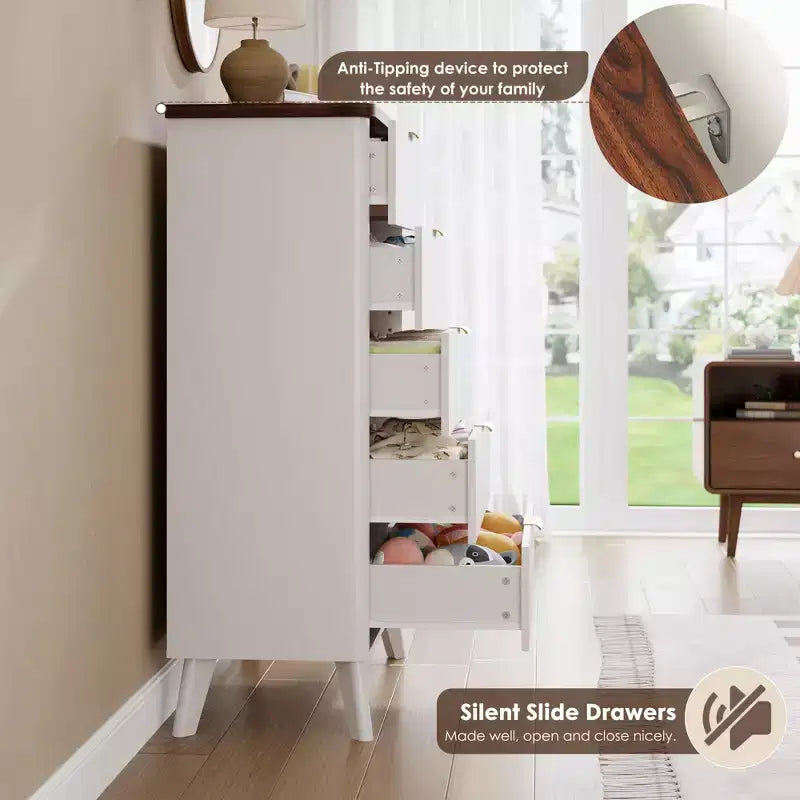 Cassettiera scanalata per camera da letto con 5 cassetti profondi, cassettiera alta 120 cm, design con profilo curvo, cassettiera moderna in legno