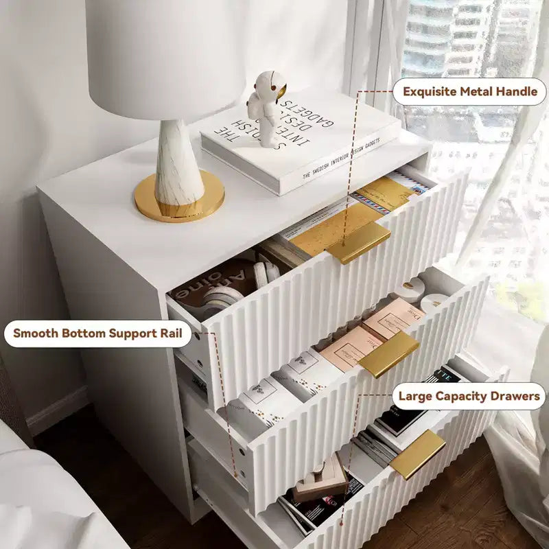 Comodino moderno in legno bianco con 3 cassetti, comodino scanalato, ampio 68,5 cm, mobiletto contenitore, cassettiera per camera da letto, soggiorno, arredamento per la casa