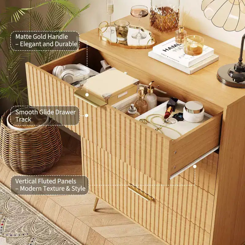COZONY Cassettiera scanalata a 4 cassetti, comò moderno in legno largo 81 cm con maniglie in metallo per camera da letto e soggiorno