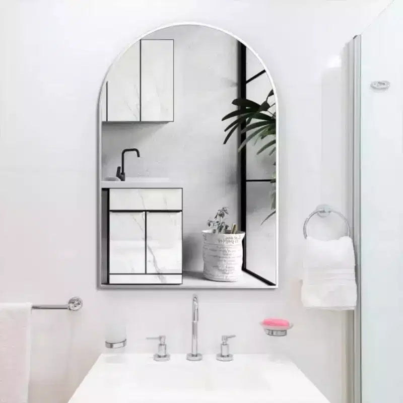 Specchio da parete contemporaneo ad arco 36 x 24, specchio da bagno a forma di arco con cornice in lega di alluminio - Panipeachy