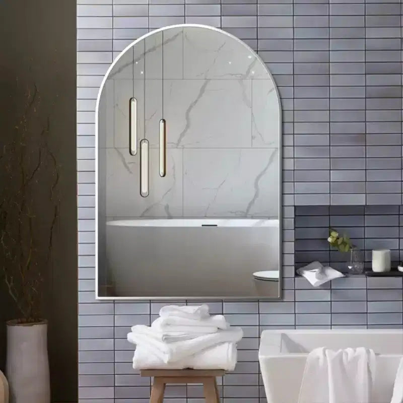 Specchio da parete contemporaneo ad arco 36 x 24, specchio da bagno a forma di arco con cornice in lega di alluminio - Panipeachy