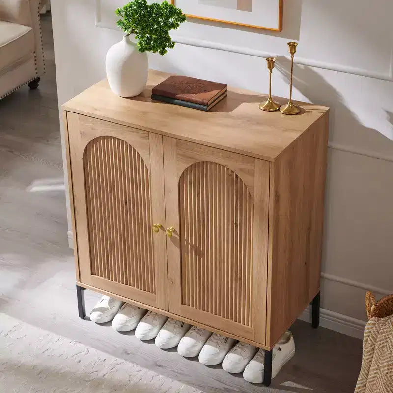 Mobiletto da Bagno con Ante, Armadietto Autoportante a Colonna con Ante Scanalate e Ripiani Regolabili, Mobile Contenitore Moderno