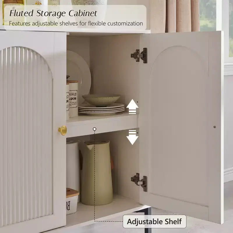 Mobiletto da Bagno con Ante, Armadietto Autoportante a Colonna con Ante Scanalate e Ripiani Regolabili, Mobile Contenitore Moderno